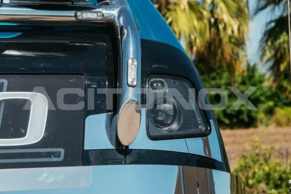 Perfil faro superior acero inoxidable Volvo Fh 4