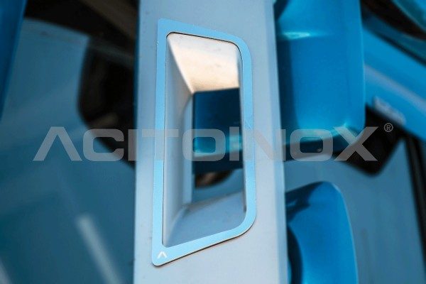 Perfil interior retrovisor Volvo FH 4