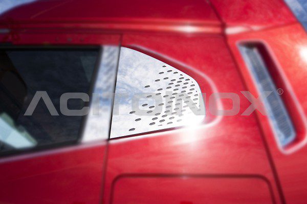 APLICACION VENTANA ACERO INOXIDABLE IVECO S-WAY