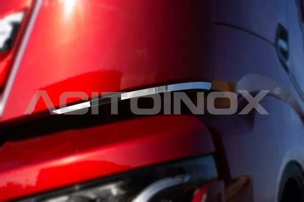 PERFIL DEFLECTOR ACERO INOXIDABLE IVECO S-WAY