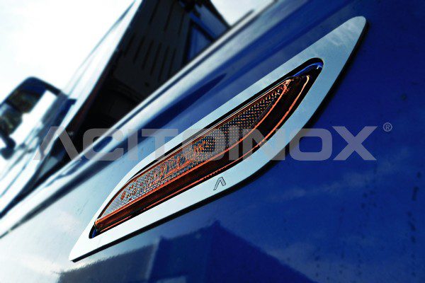 PERFIL INTERMITENTE LATERAL ACERO INOXIDABLE IVECO SWAY