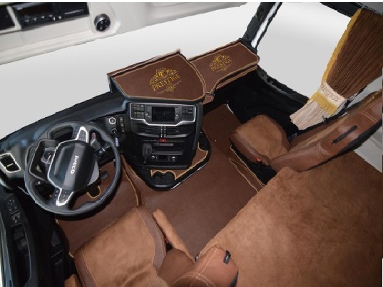 INTERIOR CABINA IVECO S-WAY